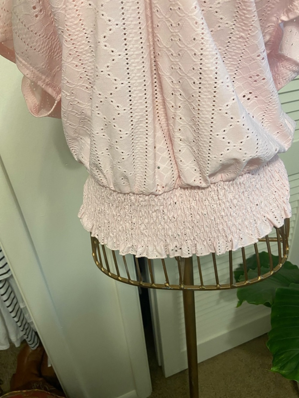 SHEIN Pink Eyelet Smocked Hem Blouse - Picture 2 of 3